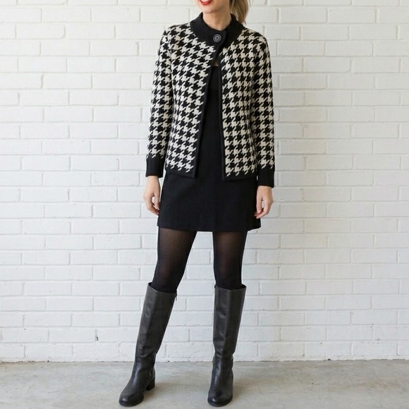 Vintage Sweaters - Vintage 90s Black White Houndstooth Knit Cardigan Sweater Cardigan Size Medium